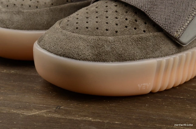 Brown Light BY2456 Boost Yeezy 750 adidas 0727
